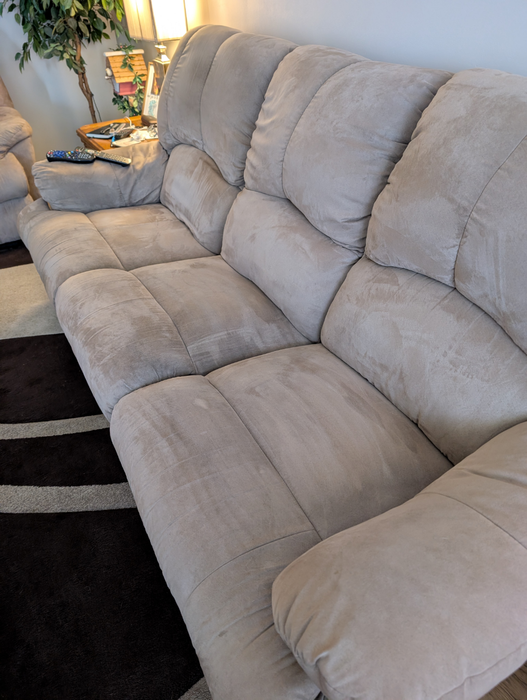 Recliner Sofa Set - Beige Microfiber - photo 3
