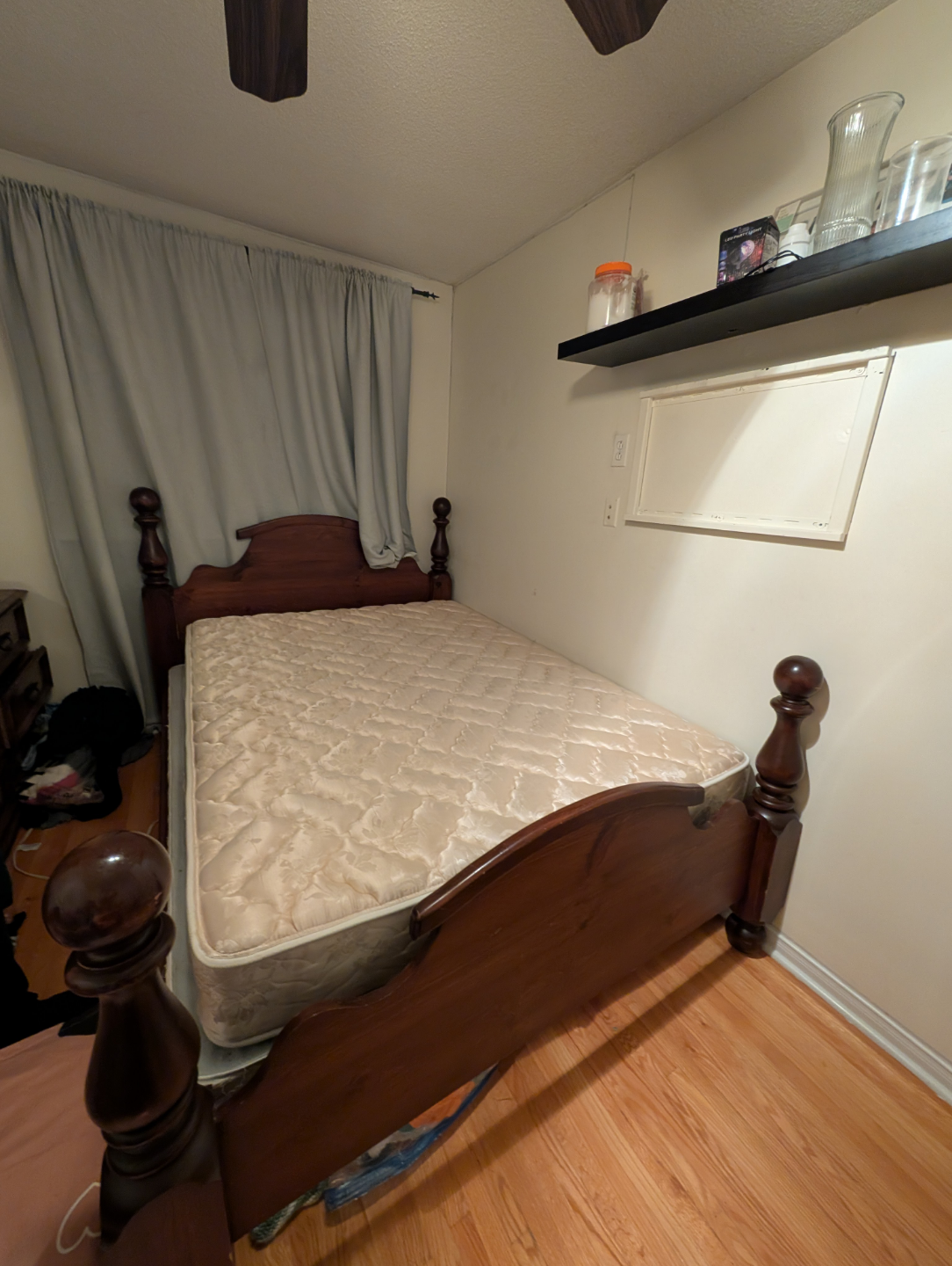 Queen bed frame with mattress - photo 5