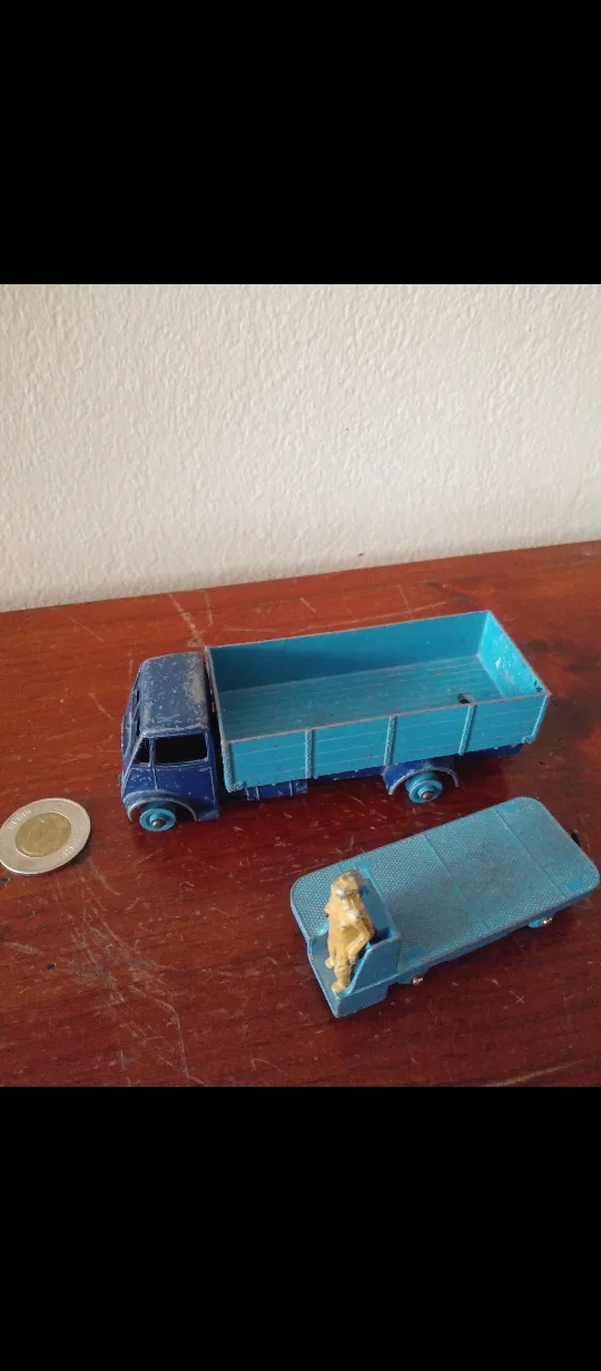 Dinky Toy Vintage Matchbox Truck and Trailer Set thumbnail