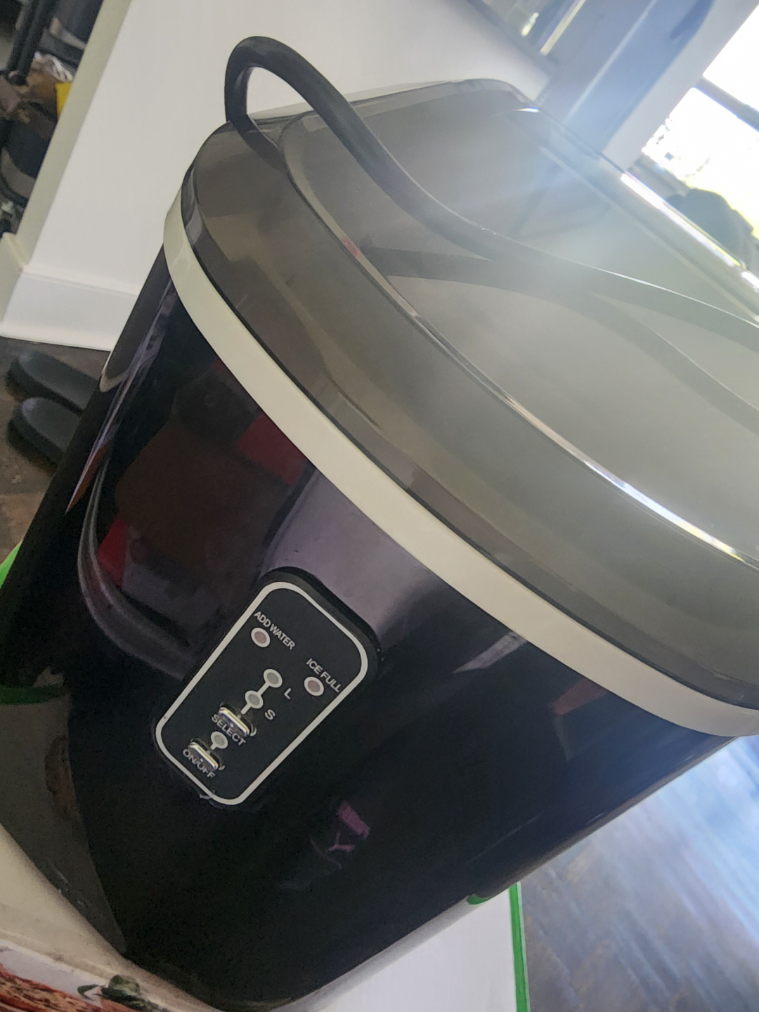 Frigidaire Compact Ice Maker