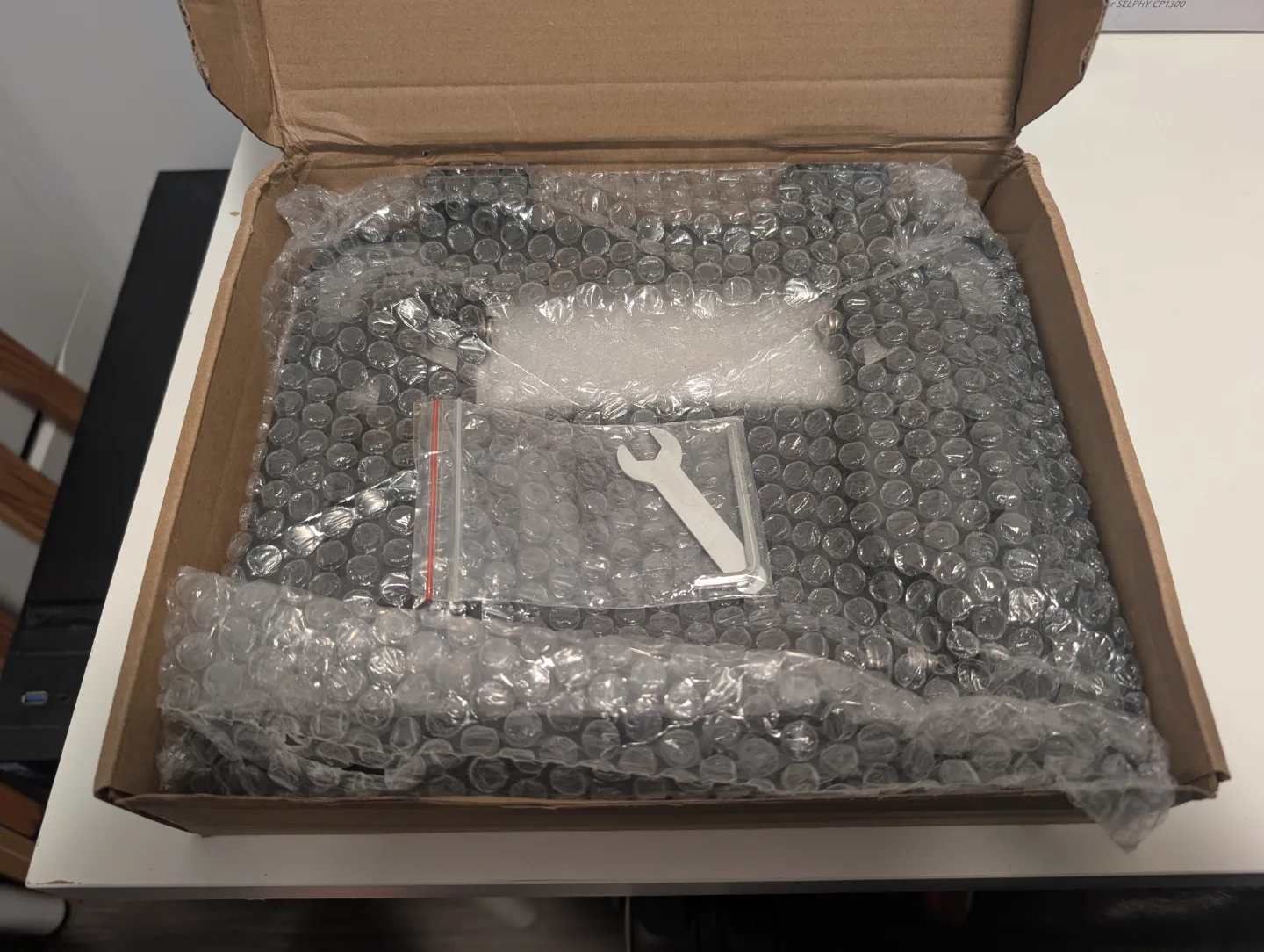 New Adjustable Aluminum Laptop Stand image indicator(3)