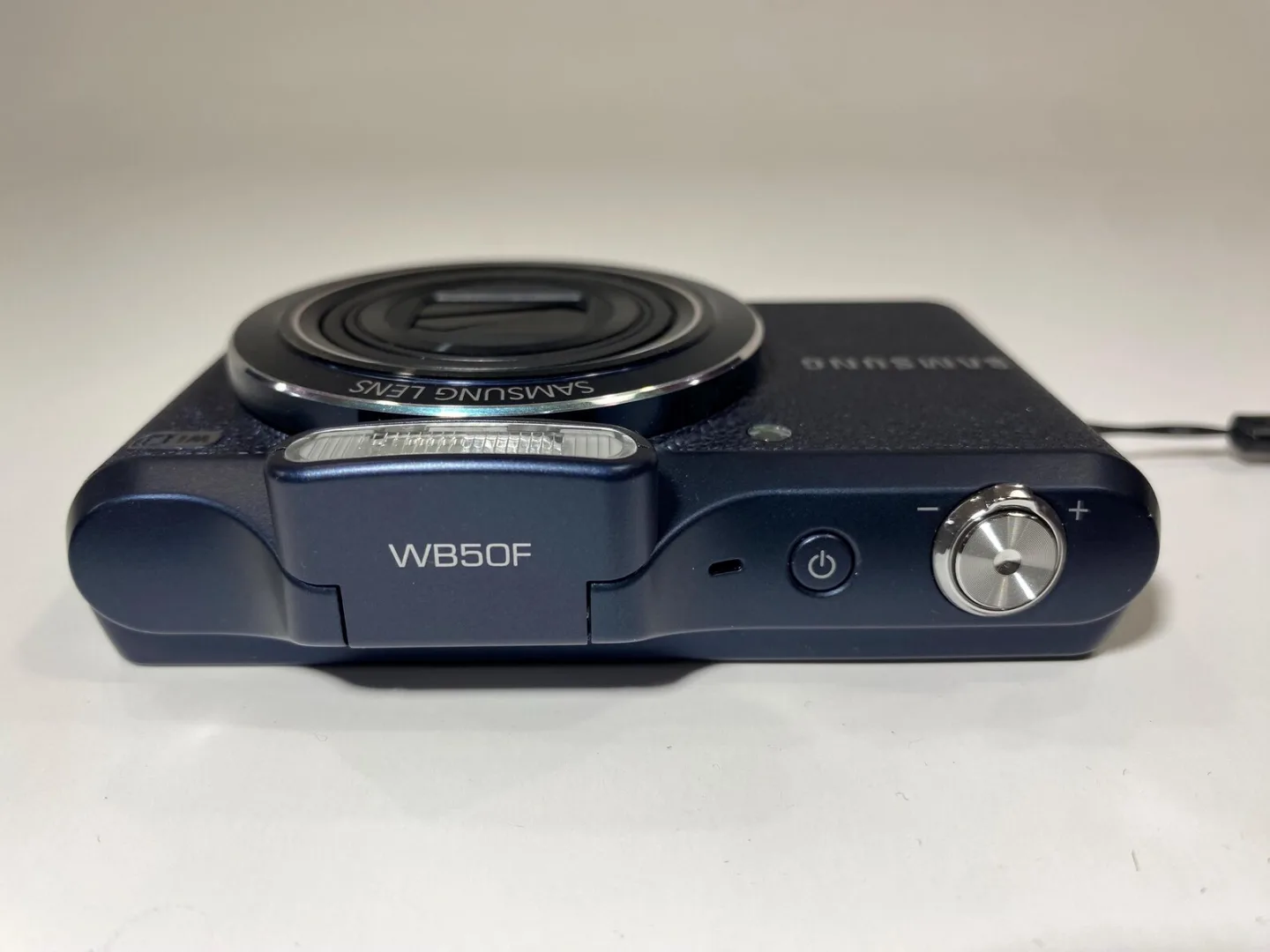 MINT Samsung WB50F 16 MP 12x Optical Zoom Digital Camera image indicator(3)