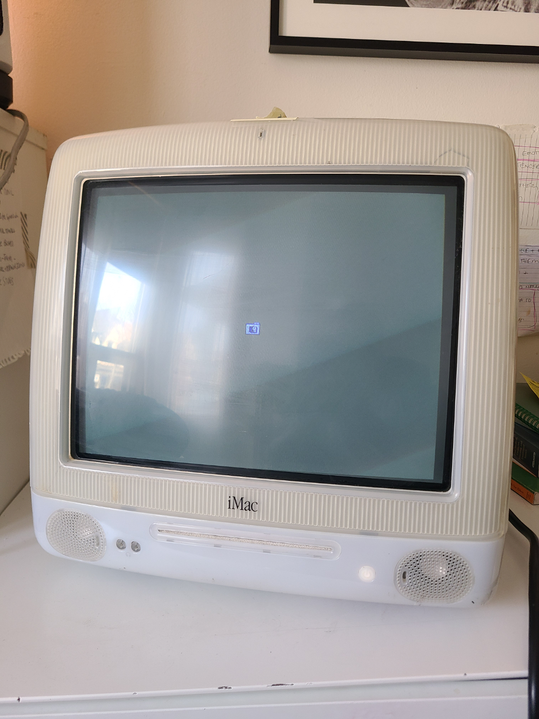Vintage Apple iMac G3 Snow – Powers On, No OS, Minor Crack