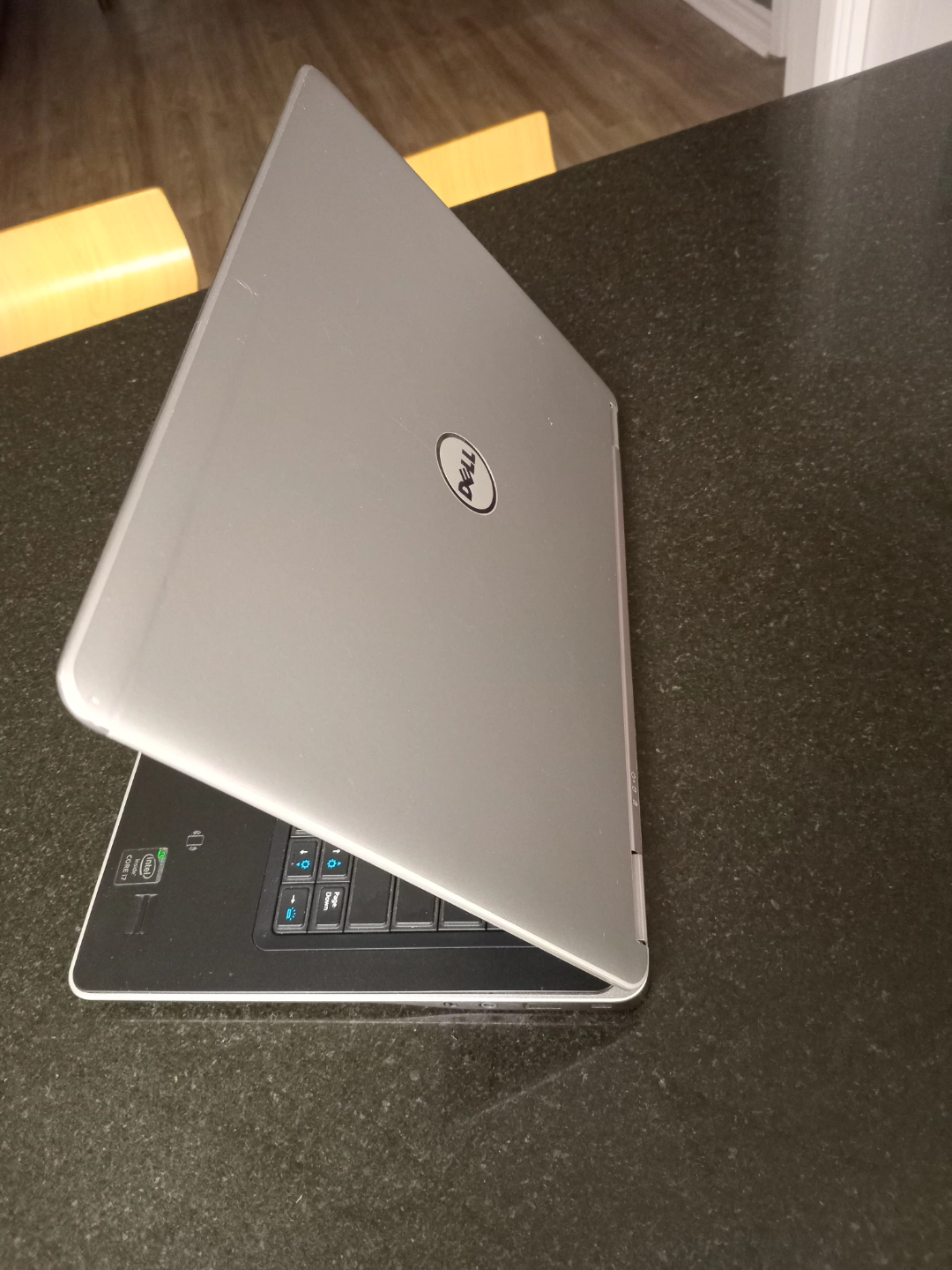 Dell laptop Intel i7 16GB RAM Windows 11 office word excel - photo 2