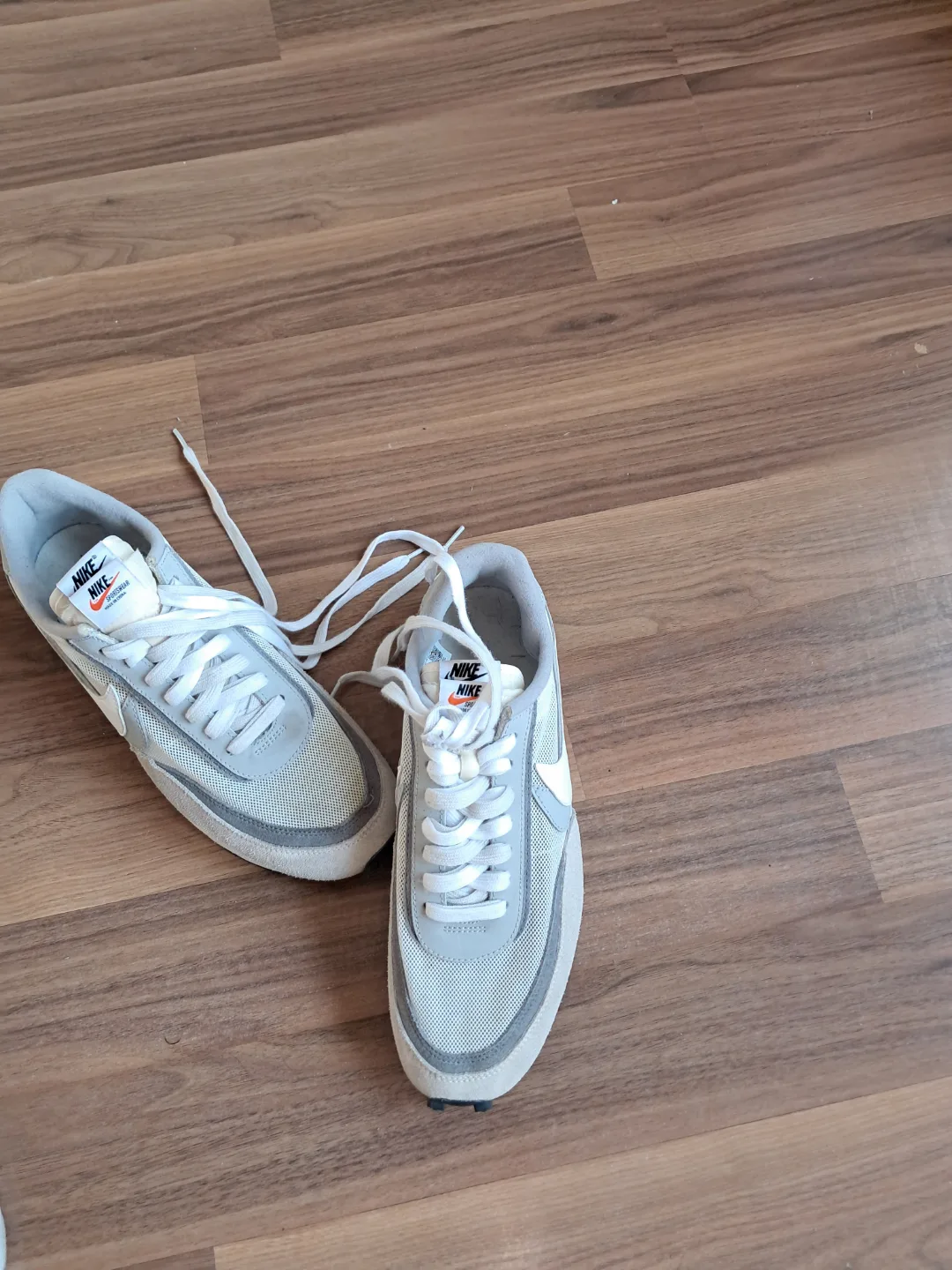 Nike LD  Waffle Sacai Summit White size 10.5 image indicator(3)