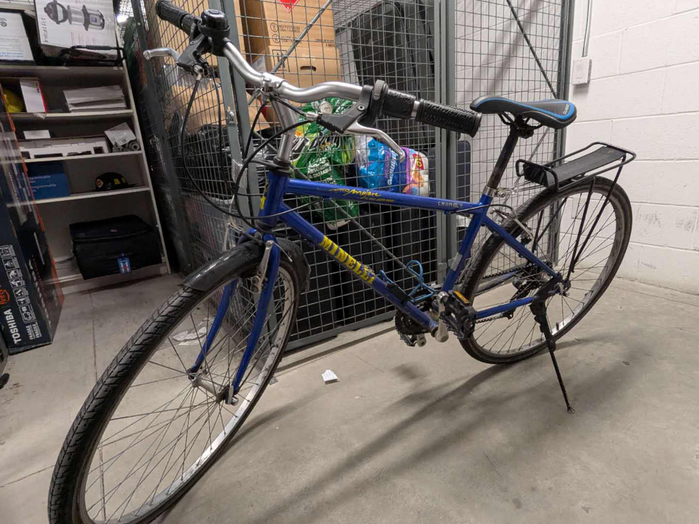 Men's Minelli Hybrid Bicycle (Brakes need replacement)