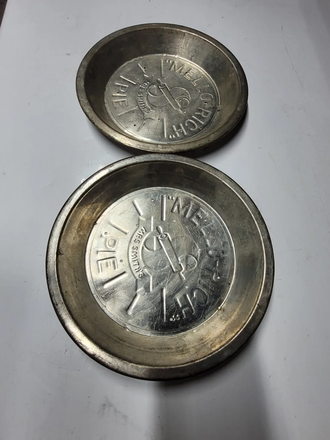 Vintage Smith's Melrich Pie Plates (Set of 2) thumbnail