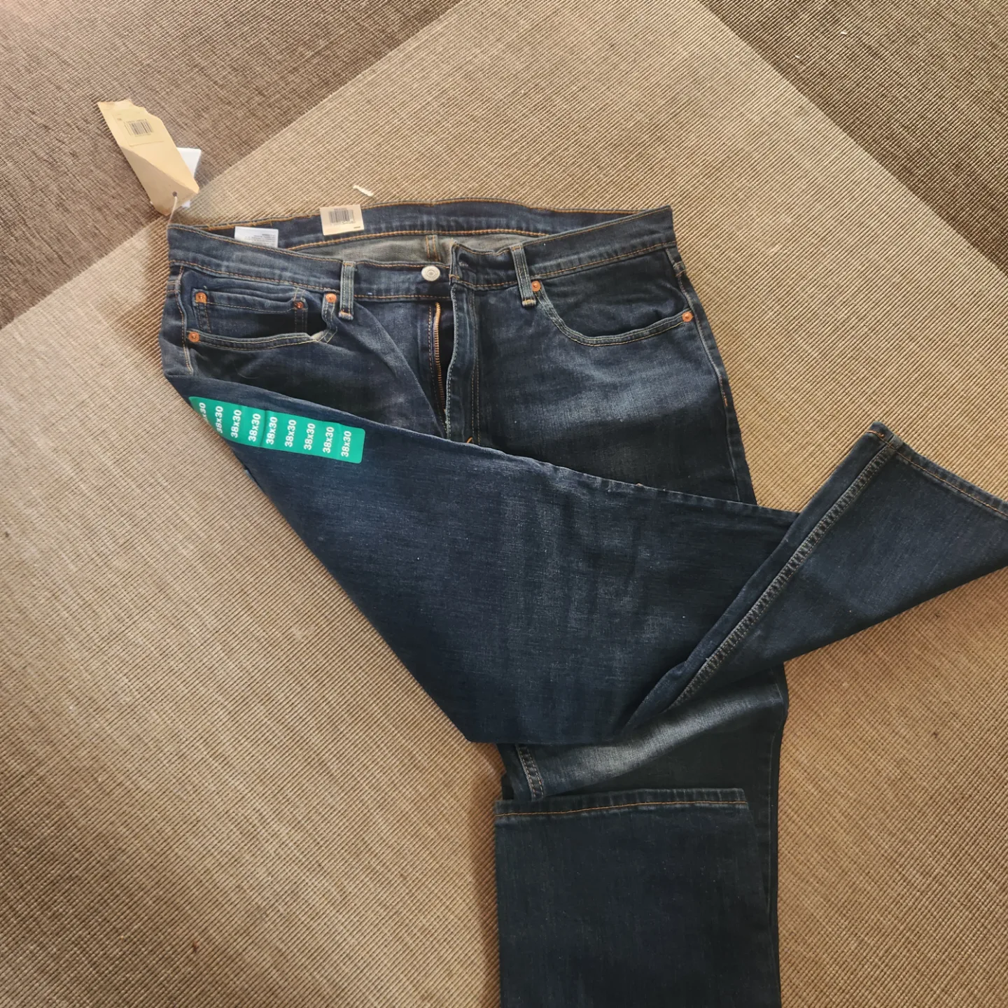 Levi's Men's 514 Straight Fit Jeans - Size 38x30 image indicator(4)