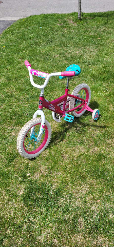 Barbie 14" Girls Bike with Training Wheels - photo 2