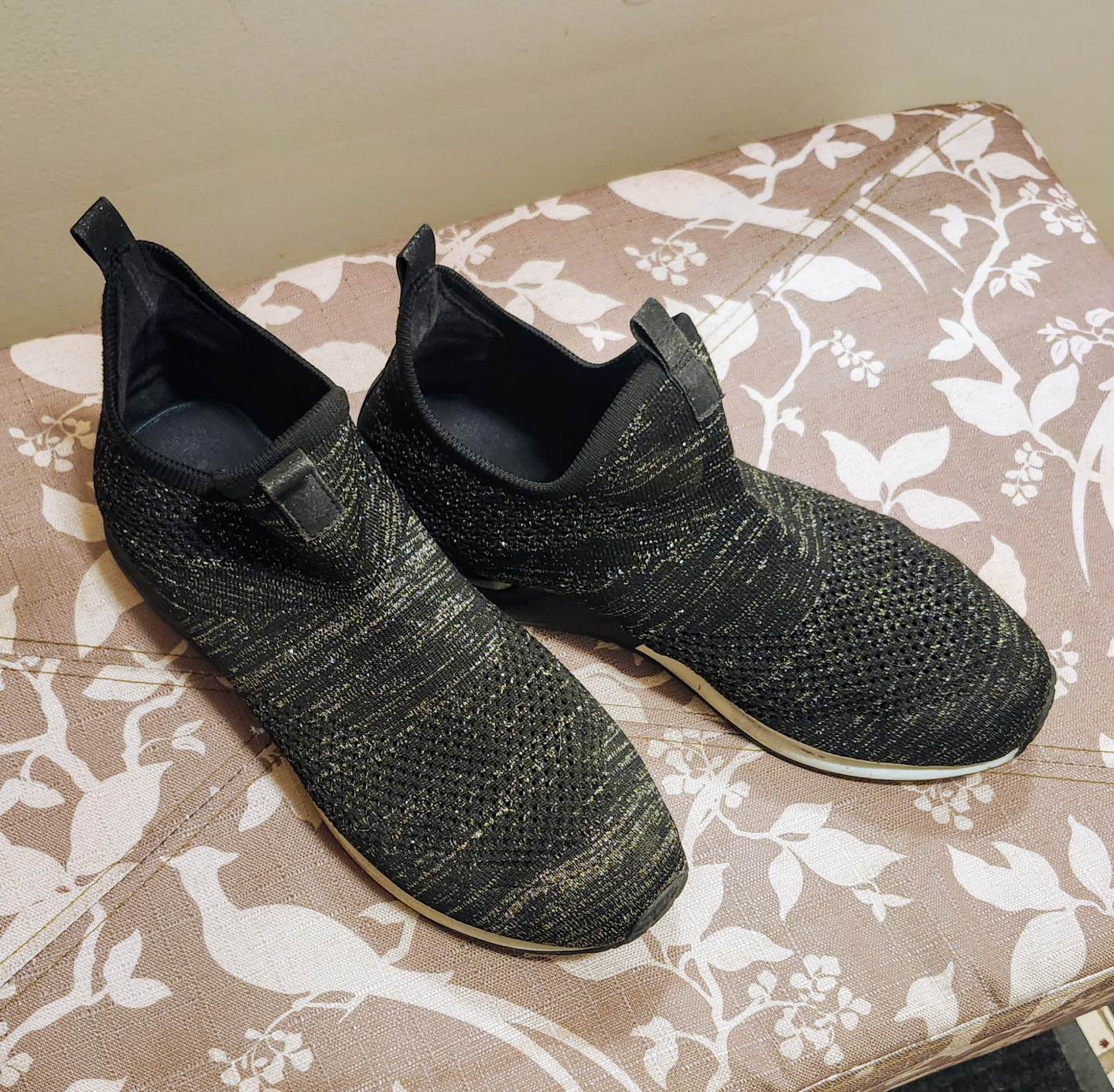 Women's Slip-on Sneakers size 10