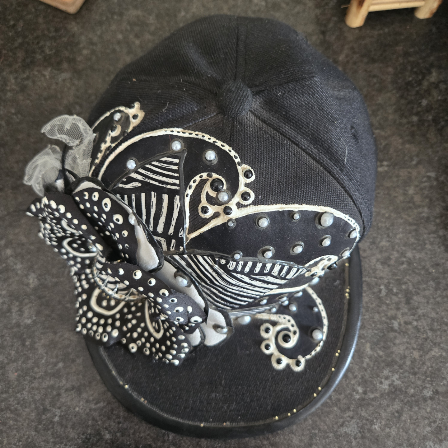 Steampunk Black&White All Seeing Eye Flower Appliqué - photo 2