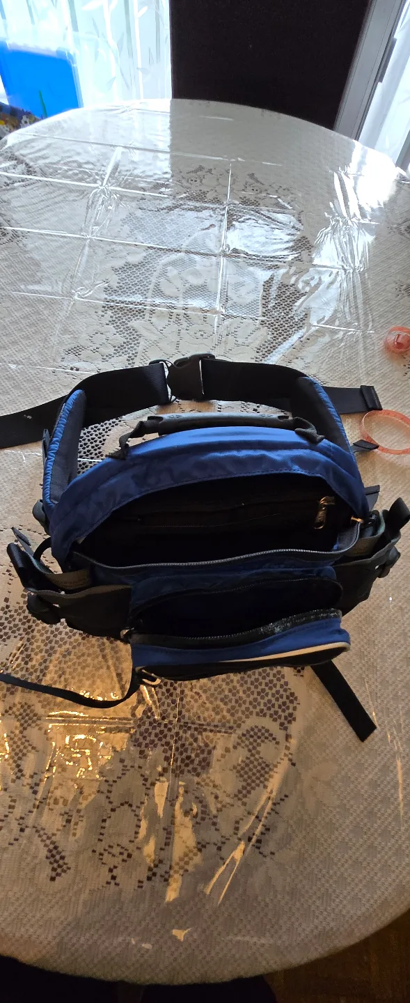 High Sierra Hydration Waist Pack - Blue image indicator(3)