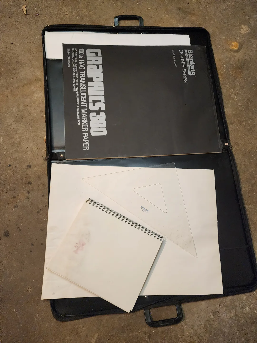 Art Portfolio Case with Drawing Paper and Tools thumbnail