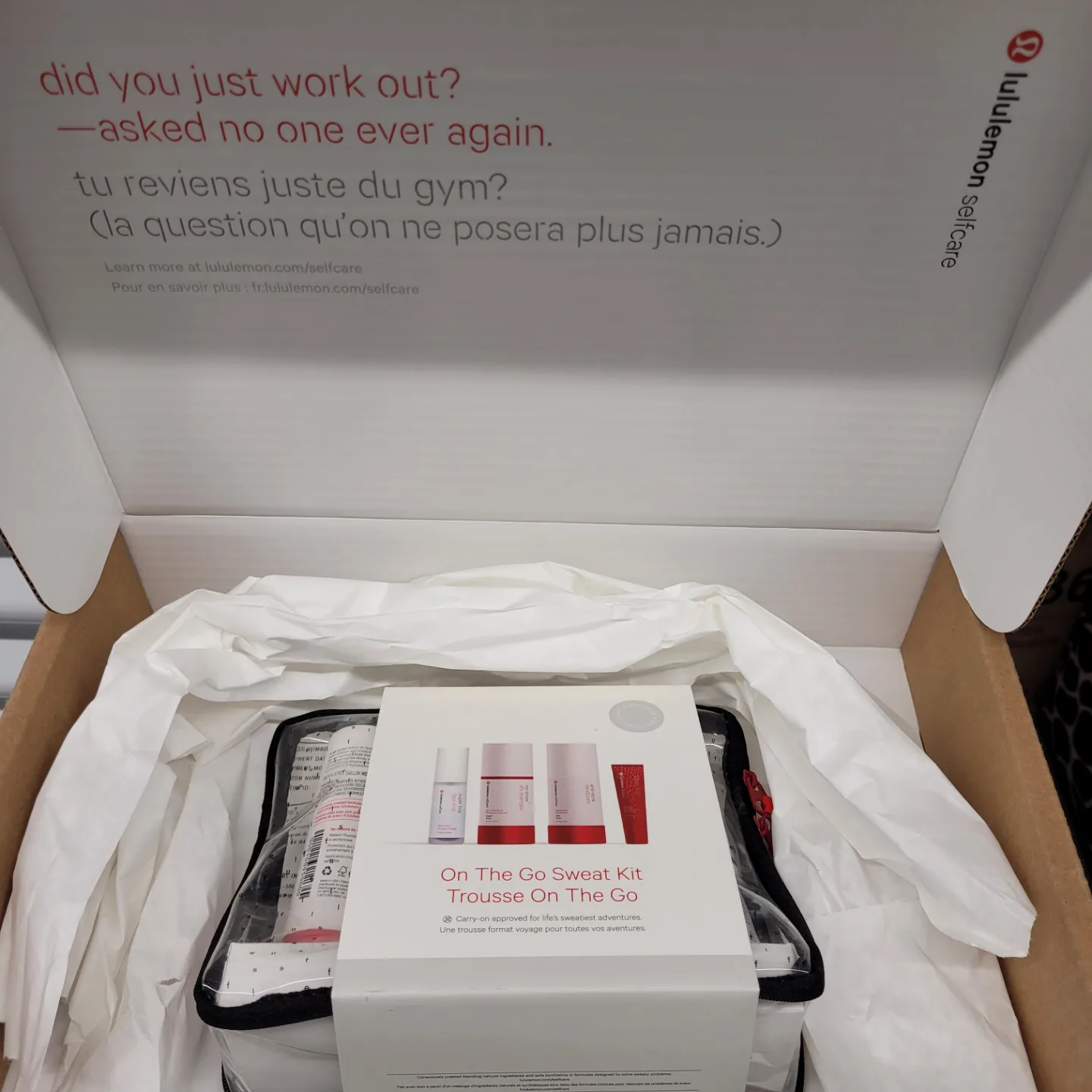 Lululemon travel toiletries cosmetics set image indicator(5)