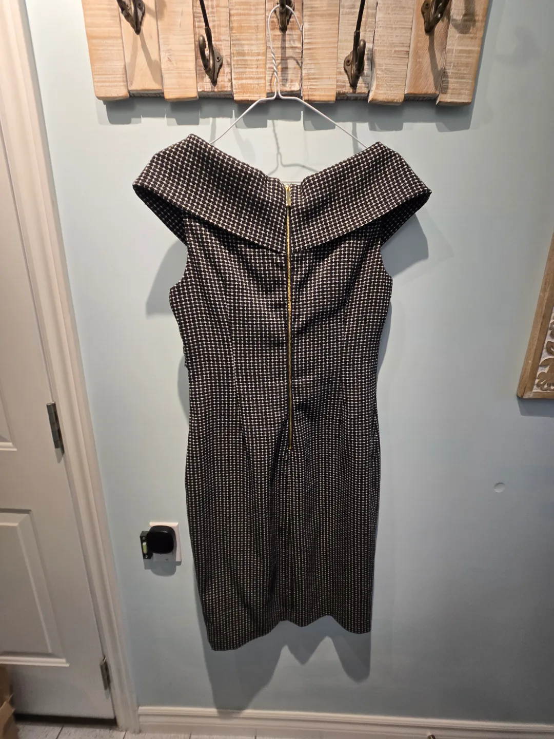 Calvin Klein Black and White Off-Shoulder Dress, Size 8 image indicator(2)