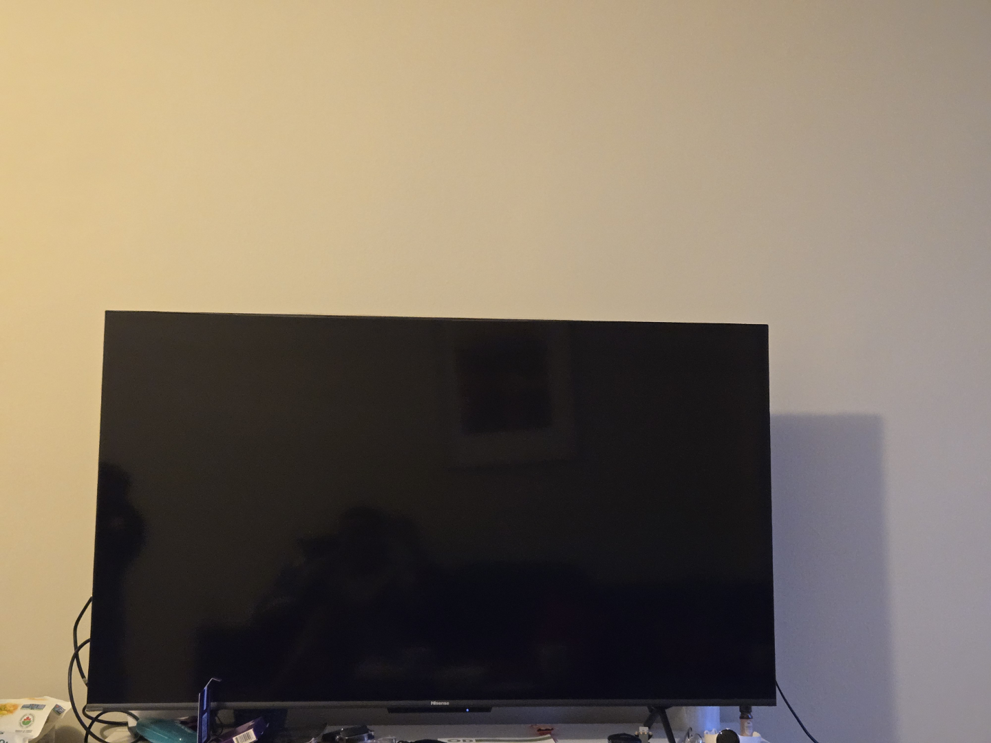 Hisense 55" U6 Series 4K ULED Smart TV - photo 2