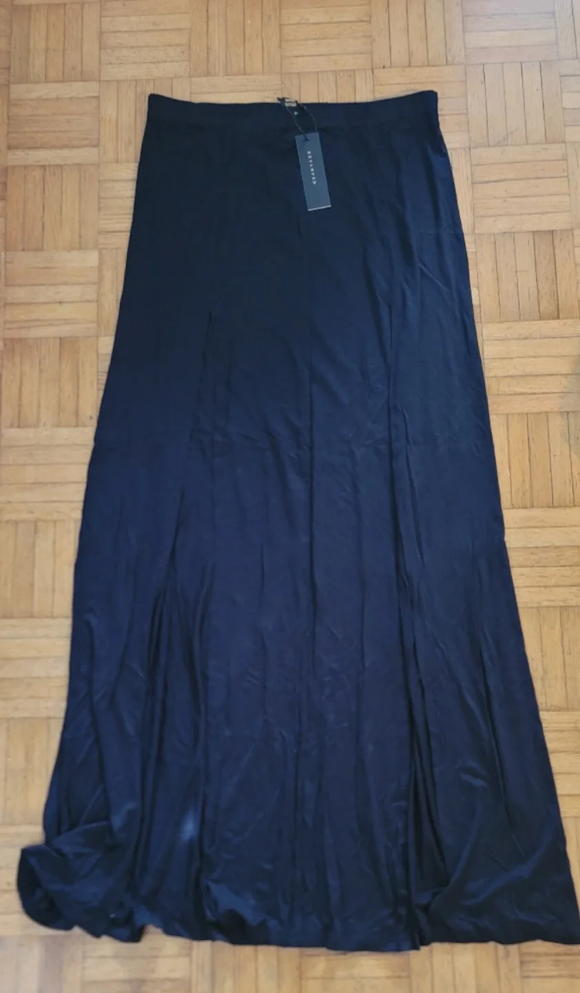 R vamped Black Maxi Skirt with Side Slits - Size Large image indicator(2)