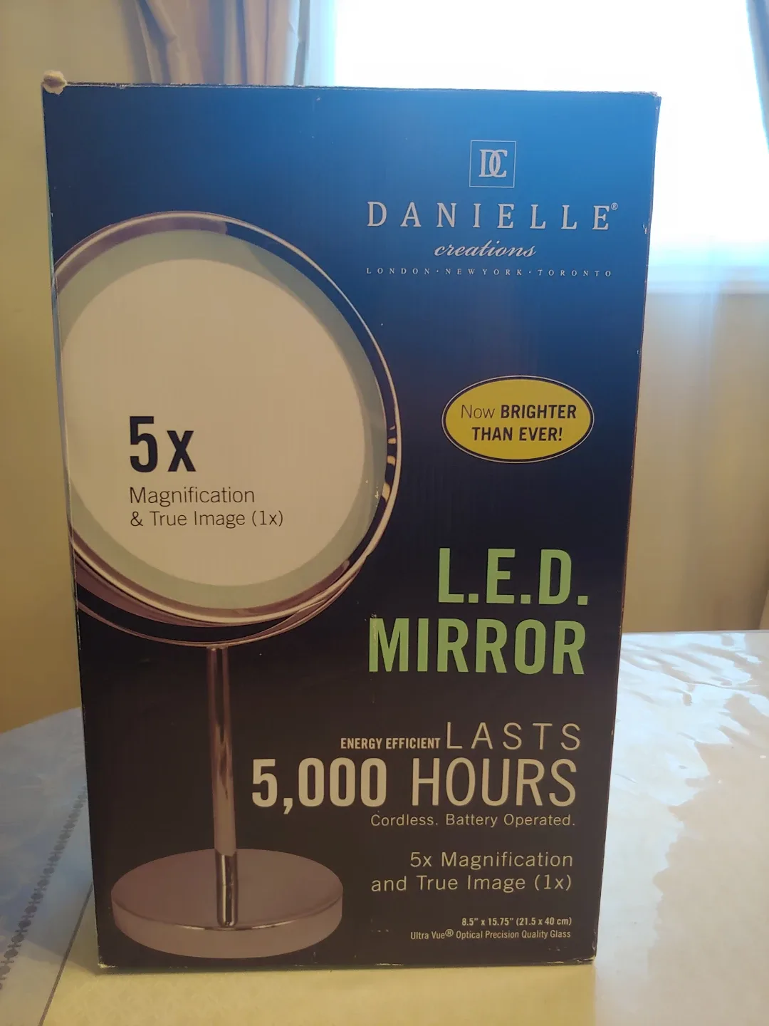 New Danielle Creations LED Mirror 5x Magnification 🏒 thumbnail