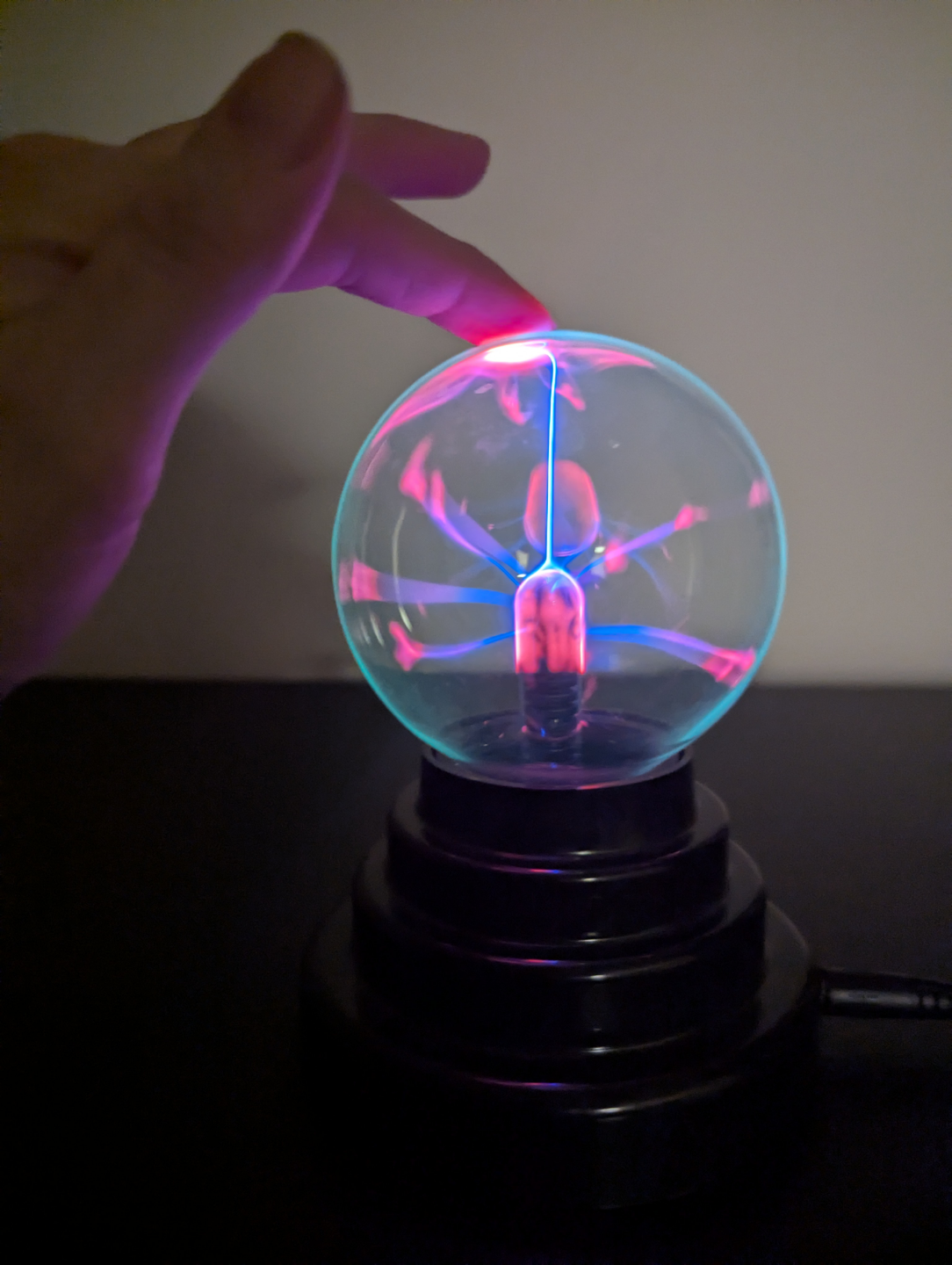 Plasma Ball Lamp - Cool Light Decor - photo 3