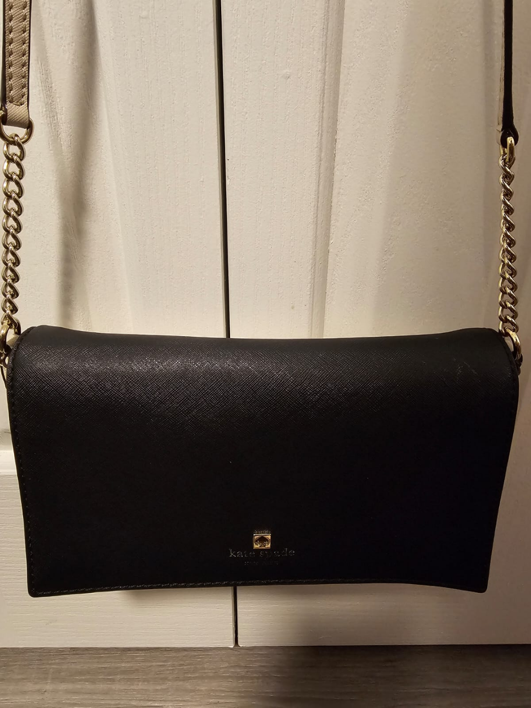 Kate Spade New York Black and Cream Crossbody Bag 🥕