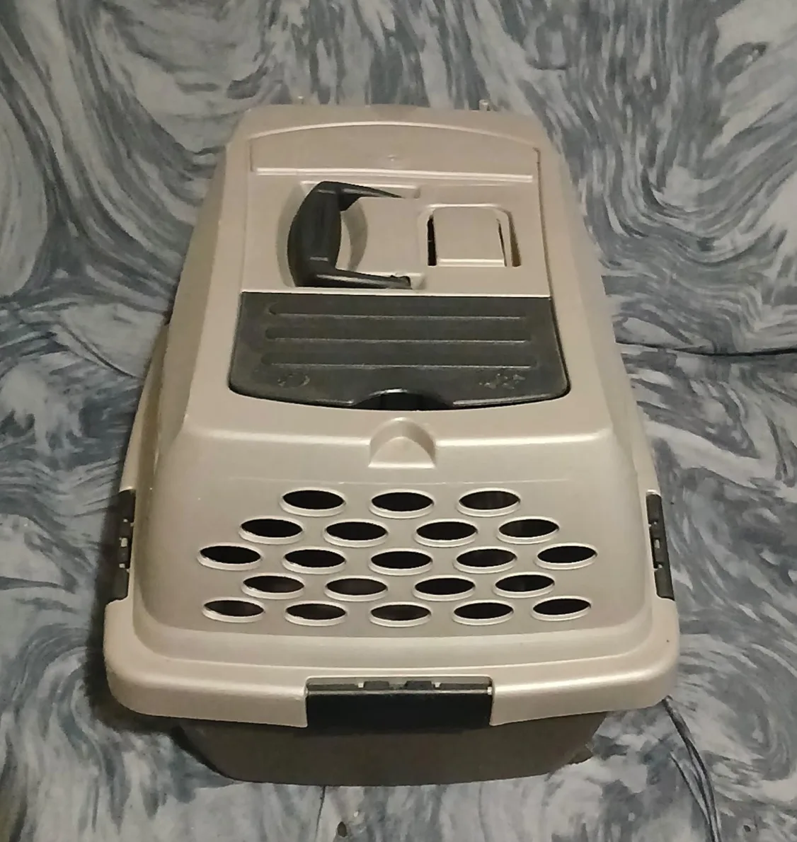 #freecycle Plastic Pet Carrier for Small Animals image indicator(2)