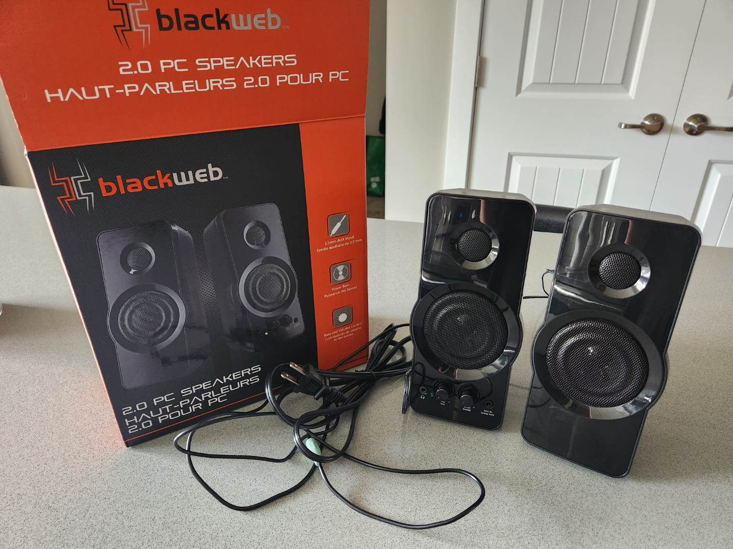 Blackweb 2.0 PC Speakers - New in Box