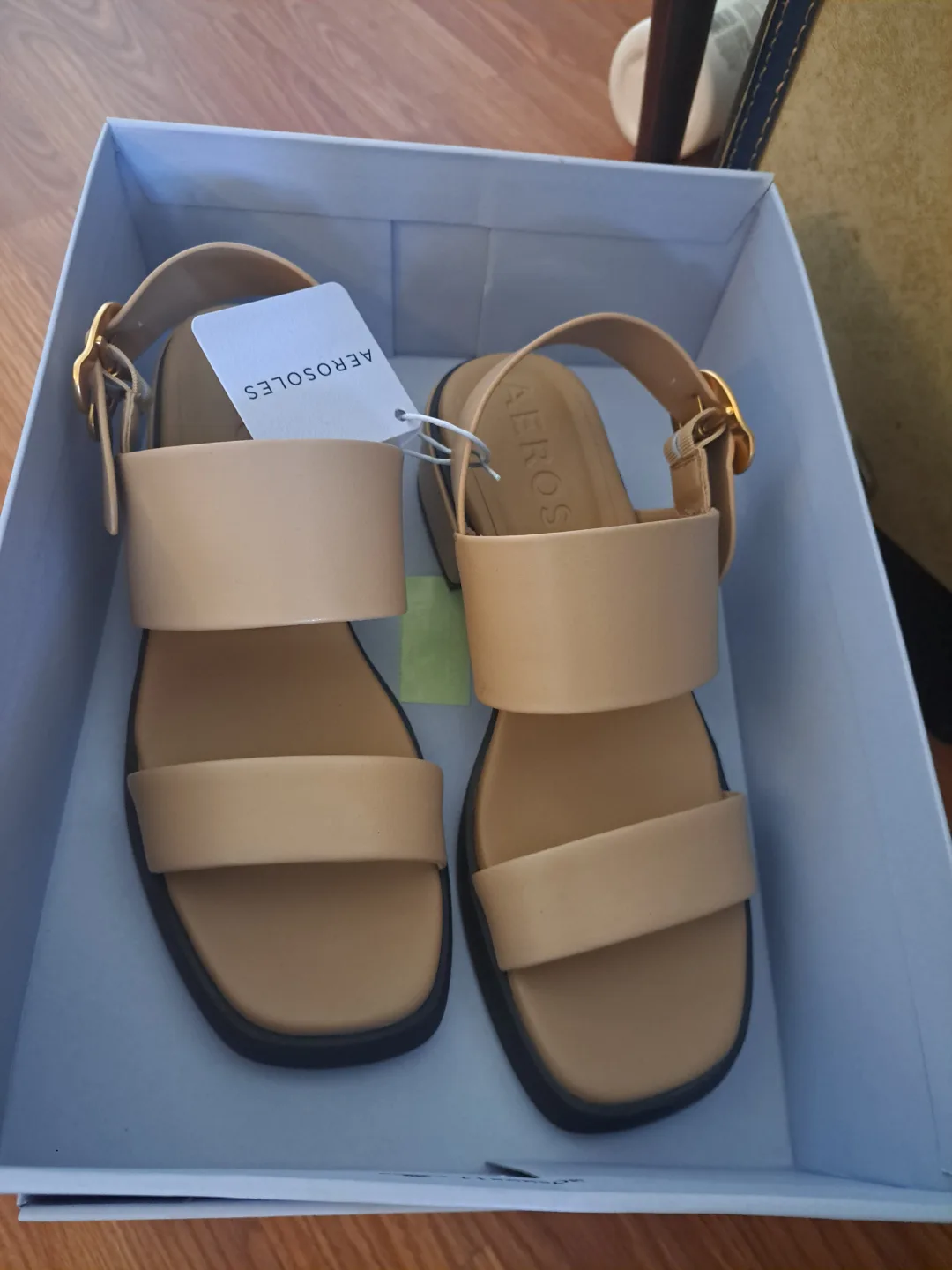 Aerosoles Women's Tan Block Heel Sandals thumbnail