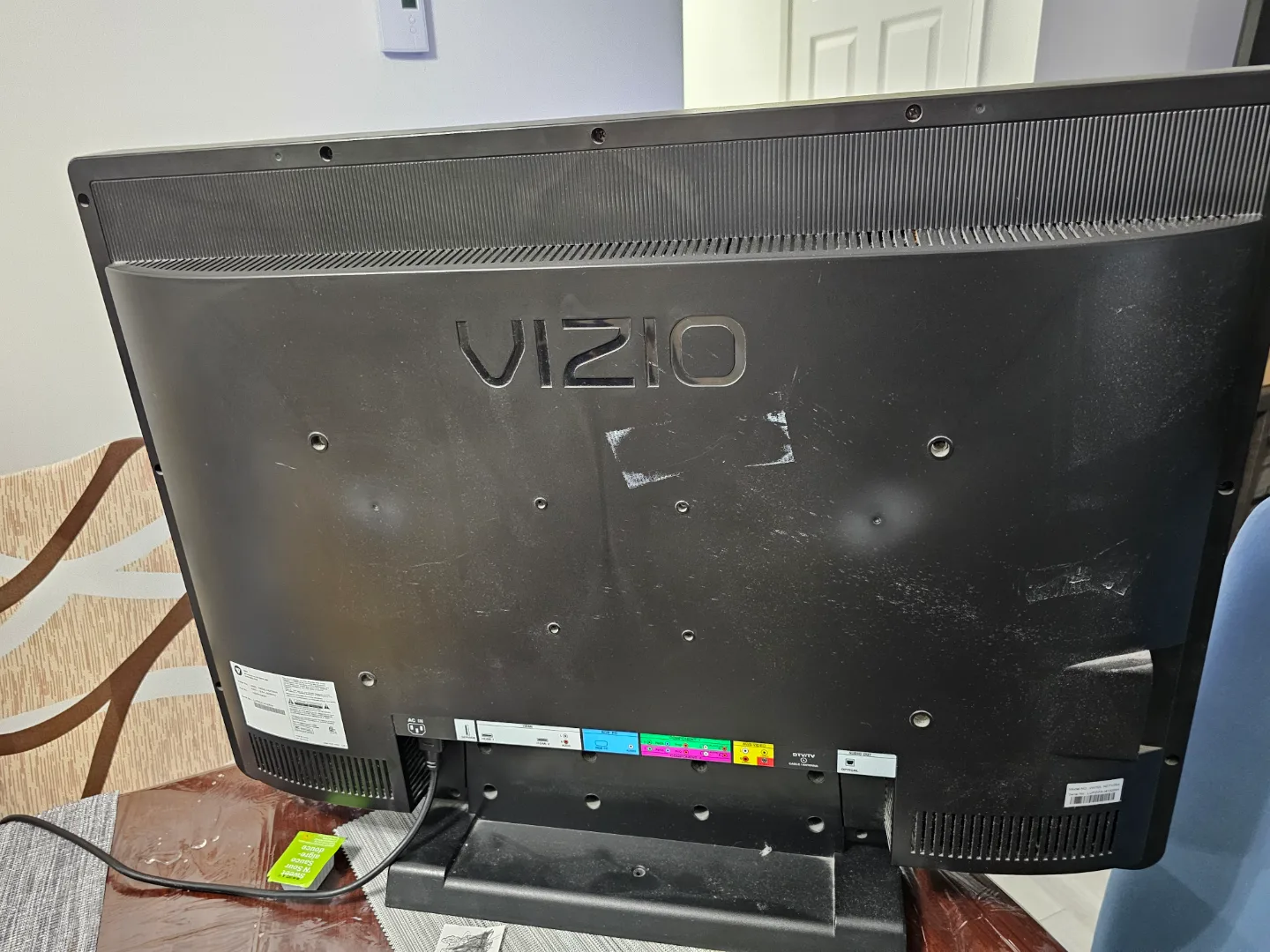 Vizio 22" HDTV - Model: VIZIO WV22L HDTV39AA image indicator(3)