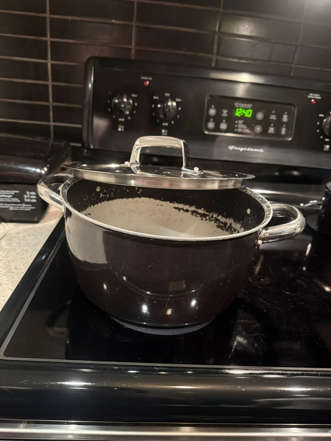 Kitchen Bundle: Rolling Pin, Pots, and Pan thumbnail