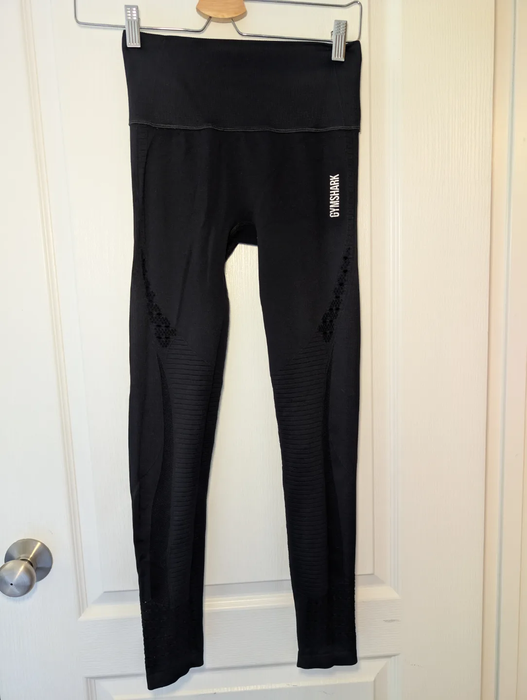 Gymshark Seamless Leggings - Black - Size S thumbnail
