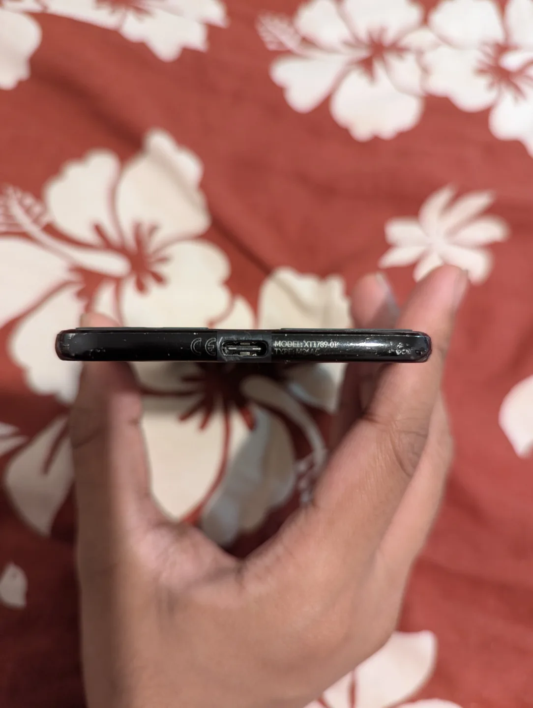 Moto Z2 Force - 64 GB - Super Black (Read Description) image indicator(3)