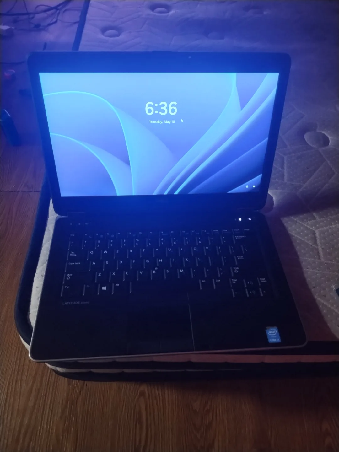 DELL LAPTOP thumbnail