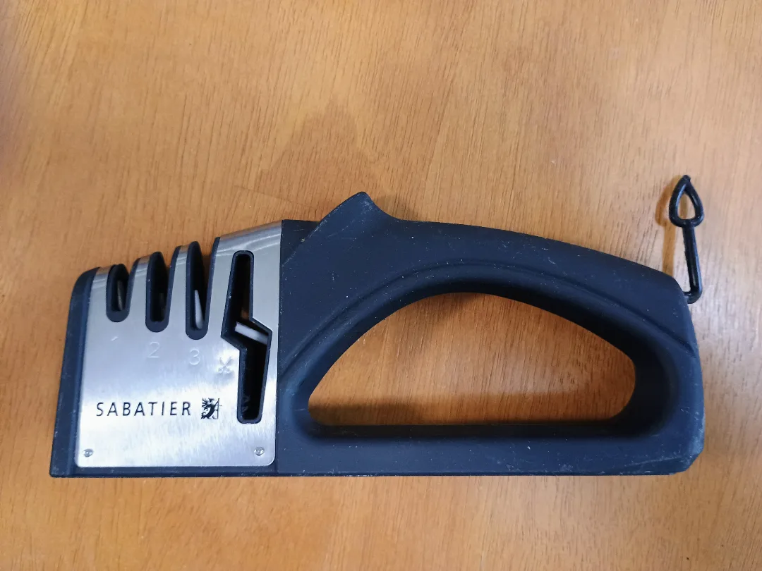 🏒👉Sabatier 3-Stage Knife Sharpener thumbnail