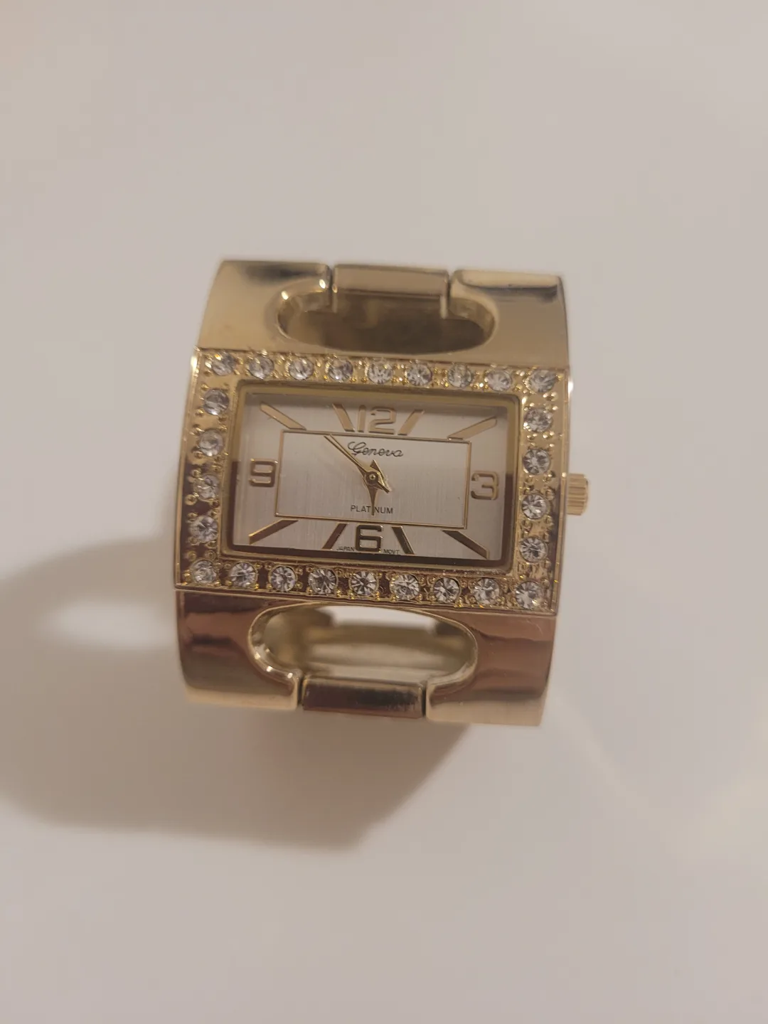 VINTAGE Geneva Gold Tone Rhinestone Watch see pictures