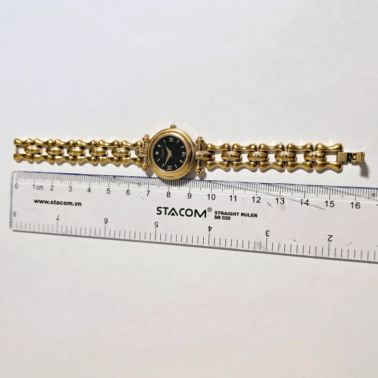 Wittnauer Ladies Gold and Black Quartz Watch image indicator(10)