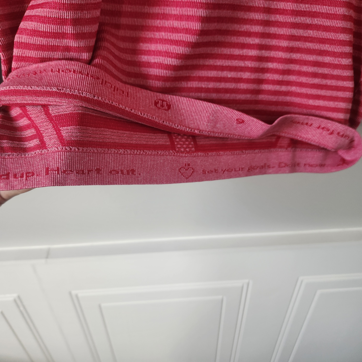 Lululemon Athletica Long Sleeve Swiftly Tech Shirt Pink Size 6 - photo 3