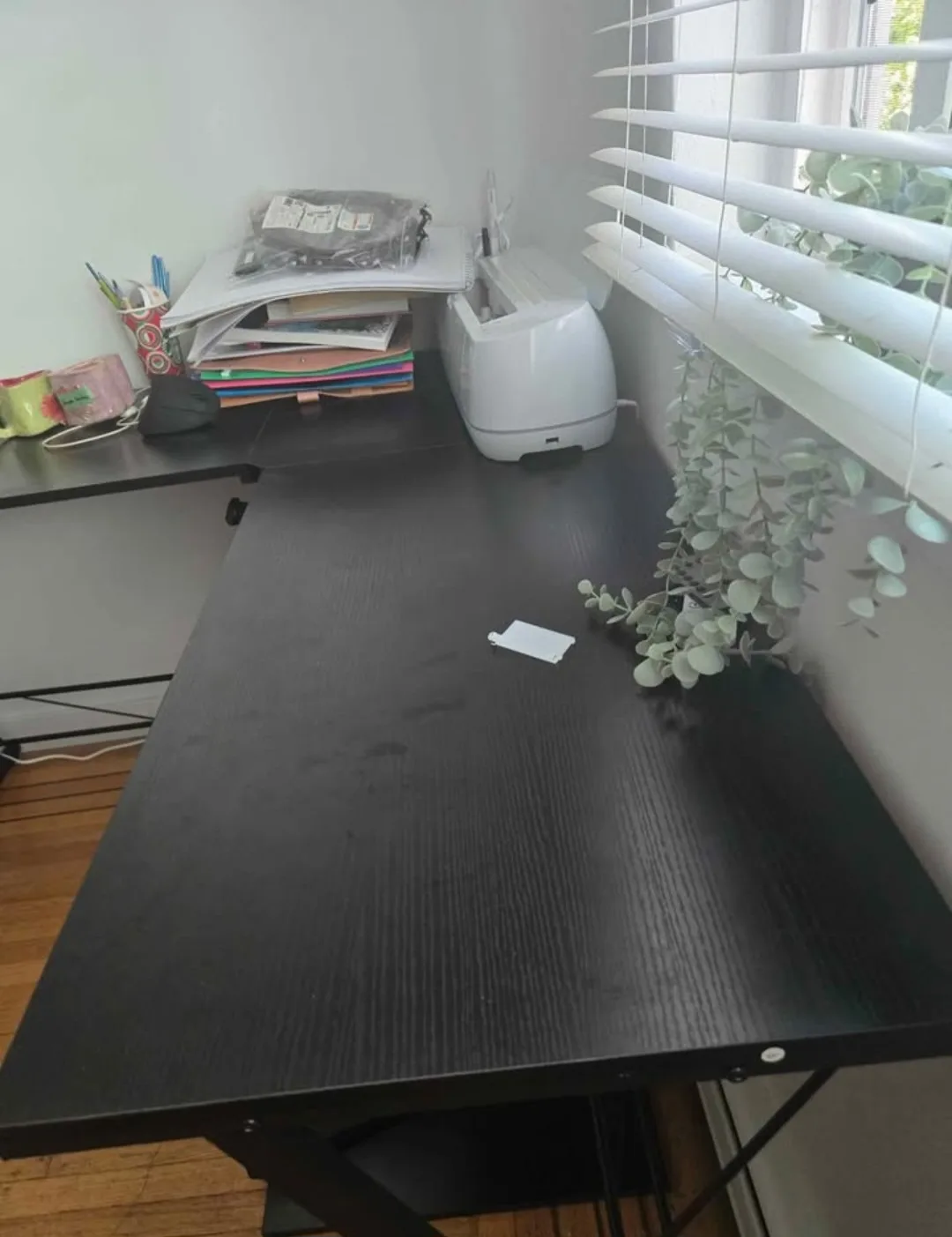 Black Corner Computer Desk L shaped image indicator(2)