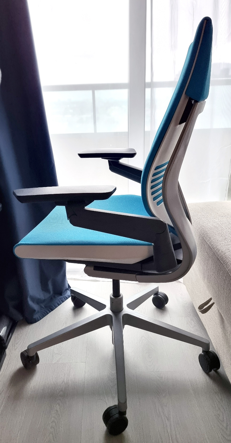 Steelcase Gesture Office Chair - photo 3