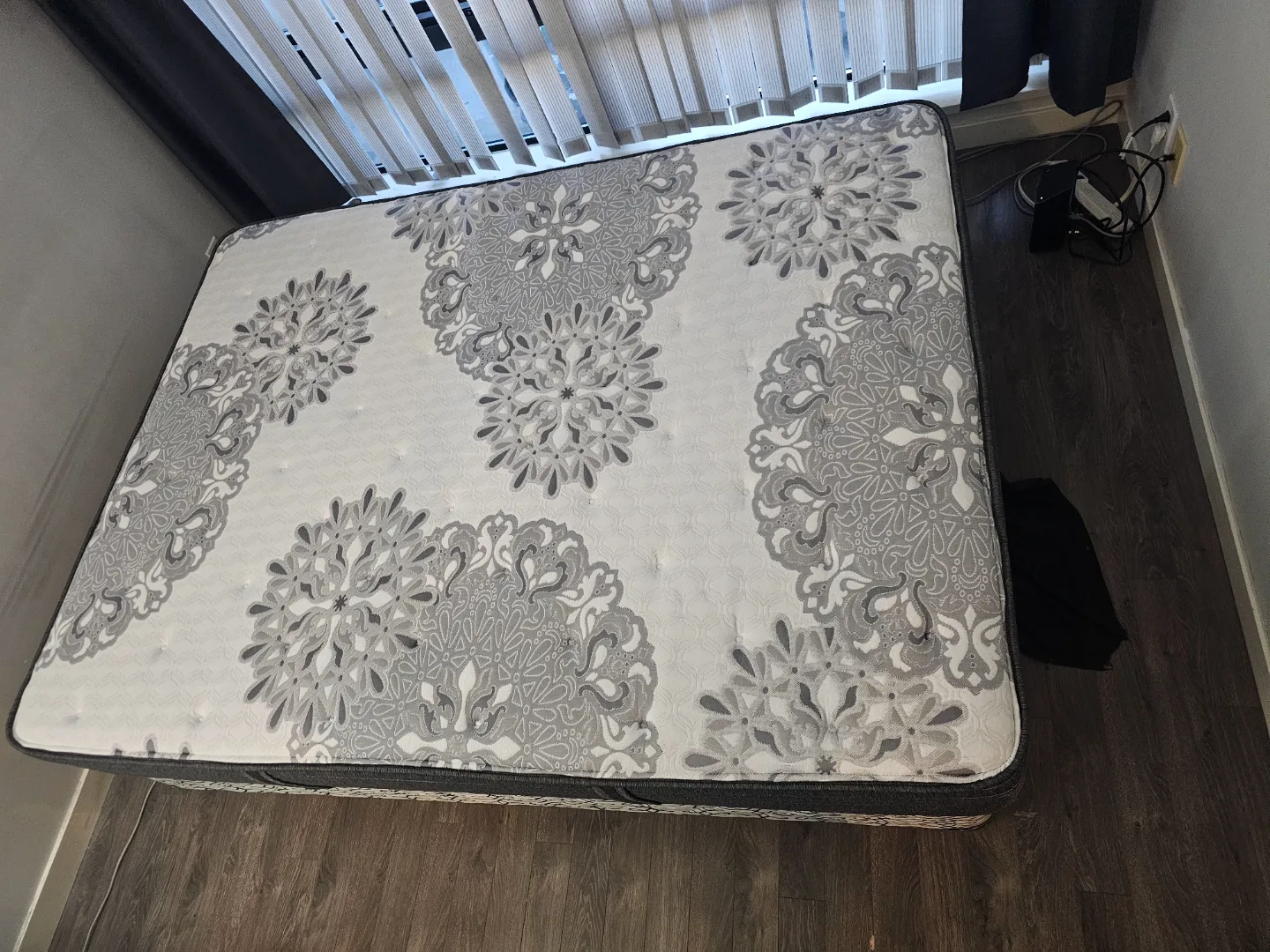 queen size BR Imperial Granite Mattress - Double thumbnail