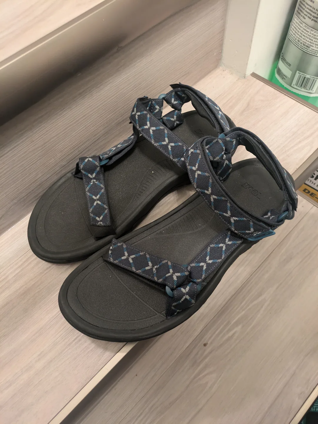 Teva Hurricane XLT2 Sandals (Brand New) thumbnail