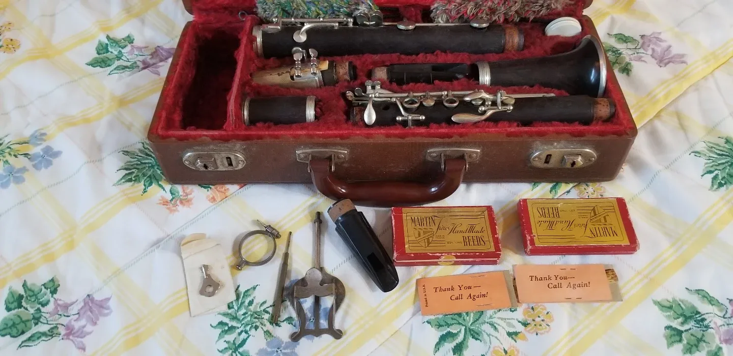 Vintage Martin Freres Handmade Clarinet with Case image indicator(8)