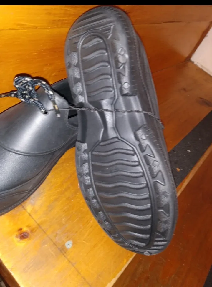 women's garden rain shoes slip on size 8 image indicator(2)