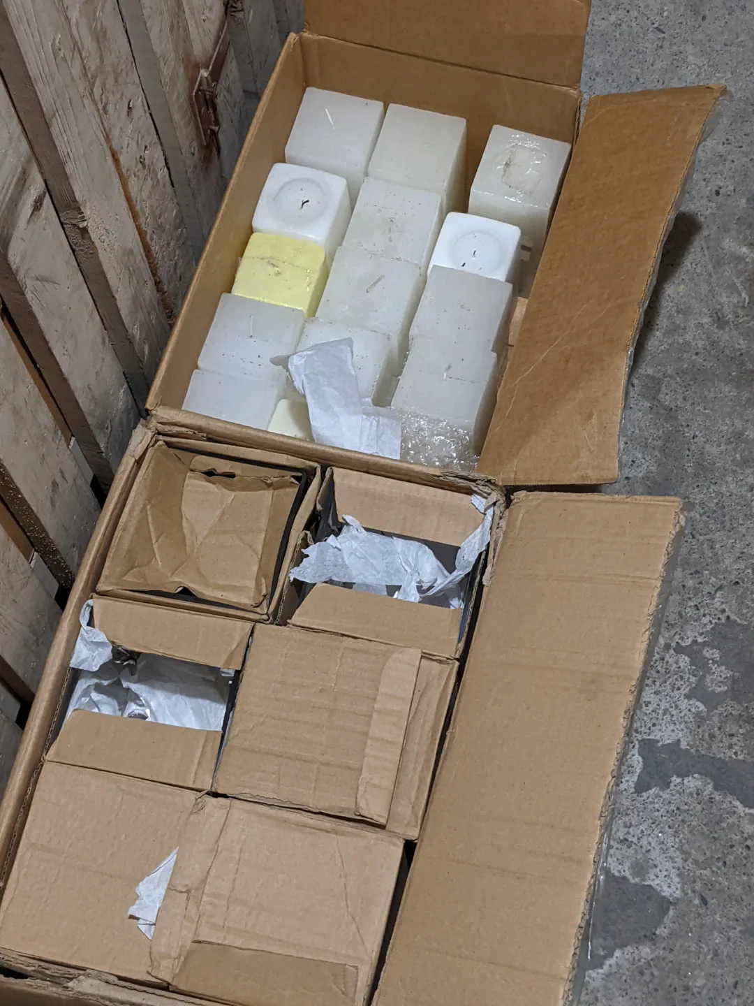 Glass Silver Mirror Vase / Jars + Candles image indicator(7)