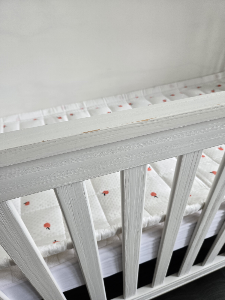 White Baby Crib - photo 2
