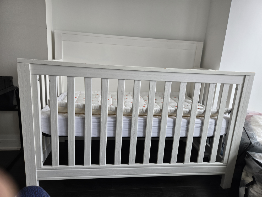 White Baby Crib - photo 3