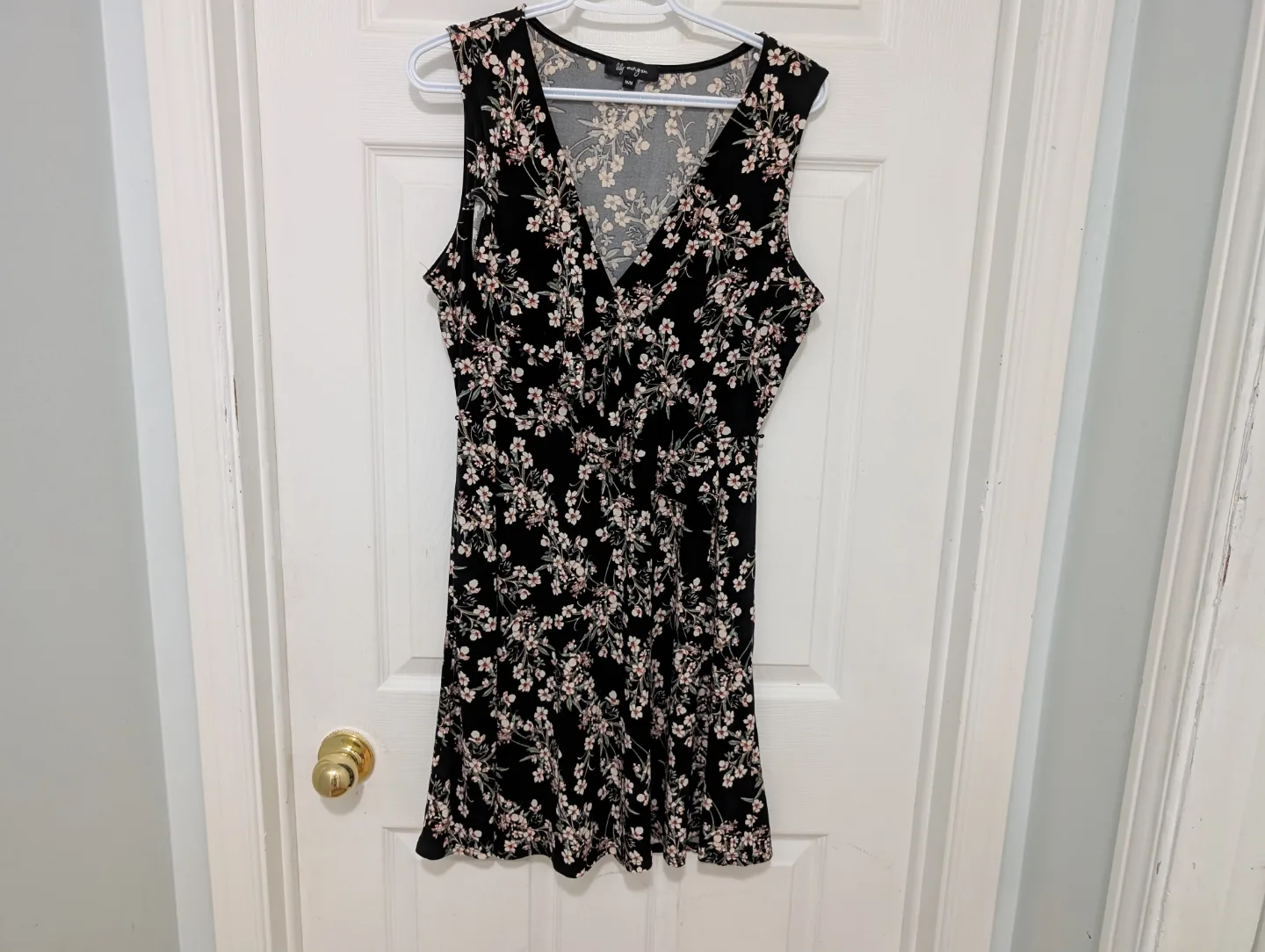 Lily Morgan Sleeveless Floral Dress - Size M thumbnail