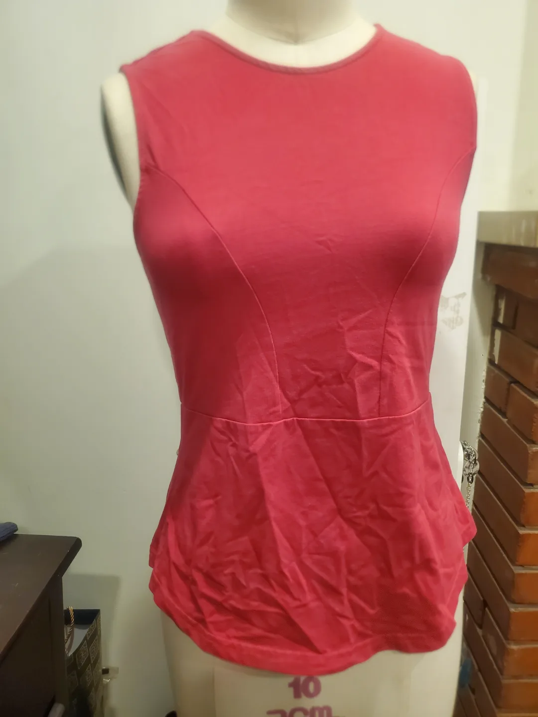 Women's Med thumbnail