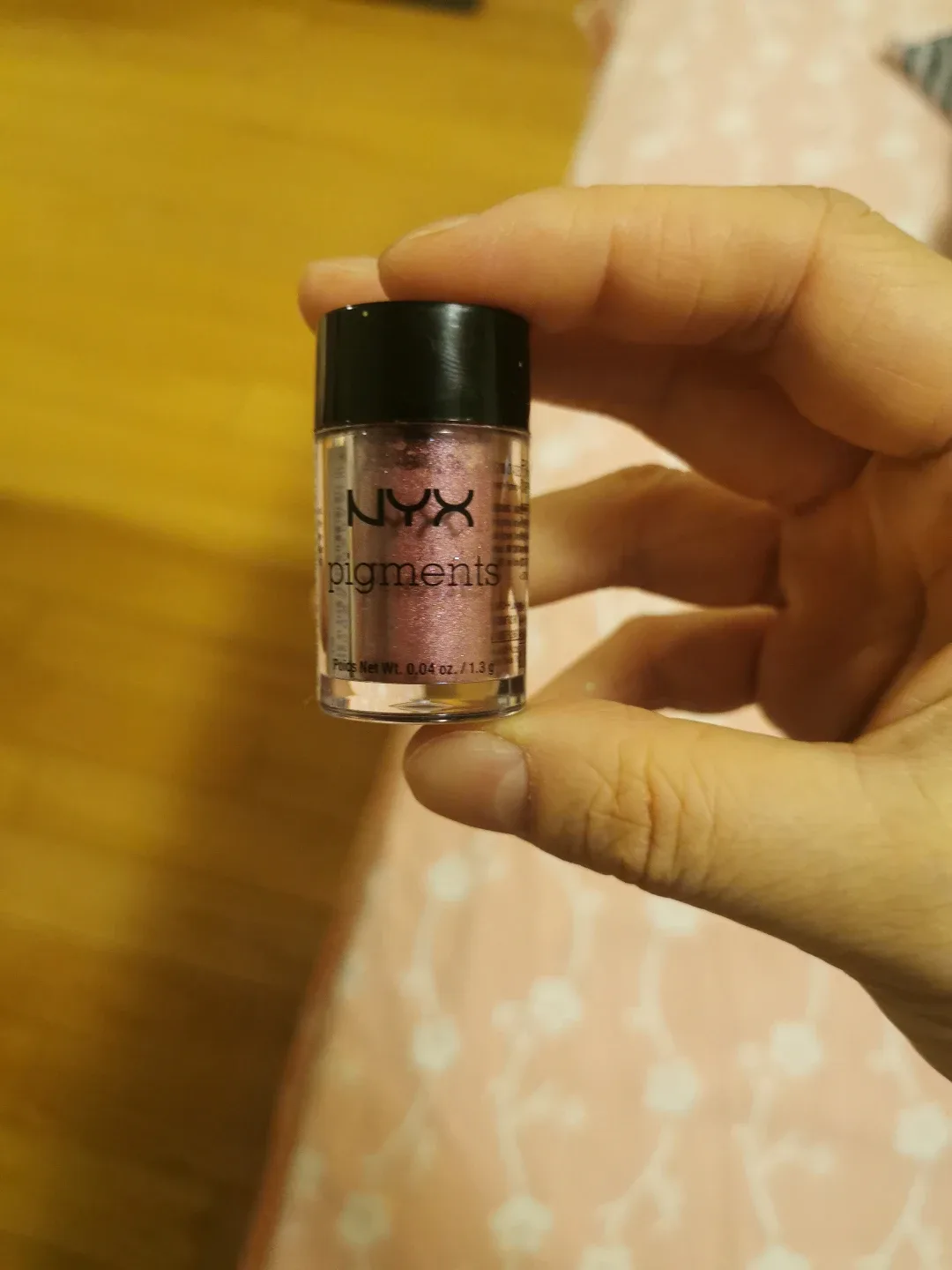 NYX Pigments PIG18 MGN30W Eyeshadow image indicator(2)