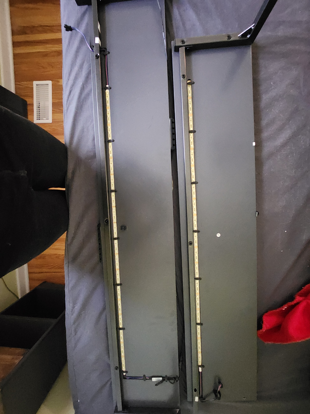 L-Shaped Gaming Desk with LED Lights (CAN DELIVER) - photo 4