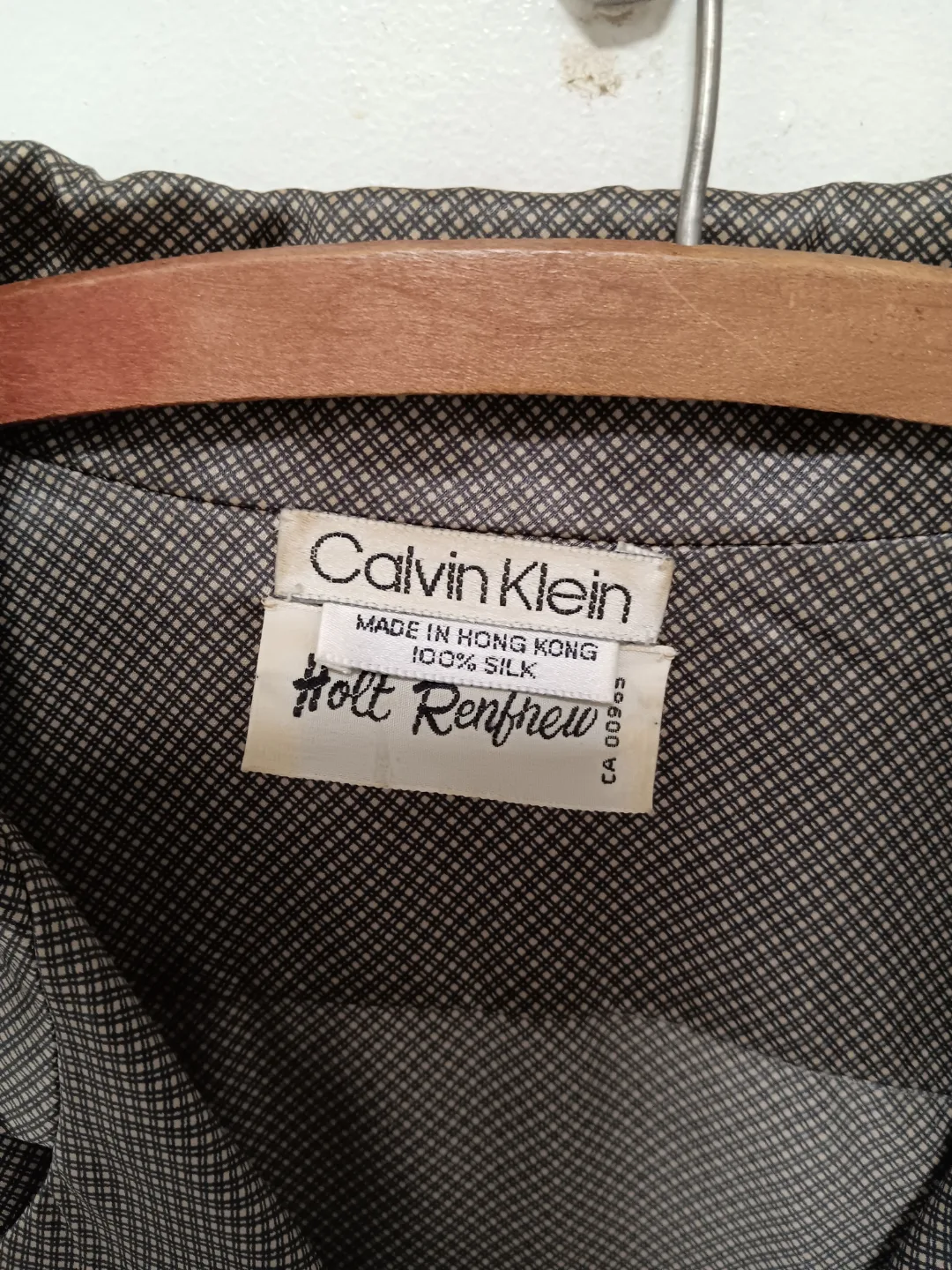 Vintage Calvin Klein 100% Silk Shirt - Holt Renfrew thumbnail
